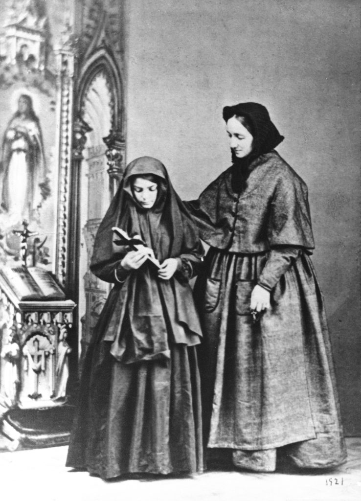 Las Hermanas Oblatas cumplimos 150 años como congregación religiosa